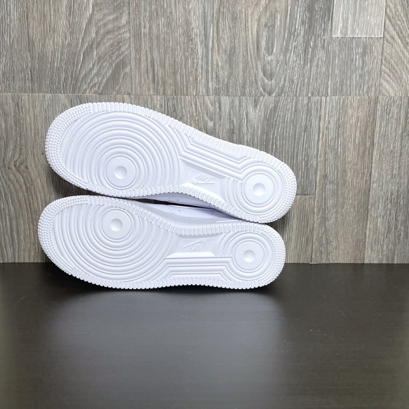 COPY - Nike Air Force 1 Low White & Metallic Gold - Picture 10 of 10